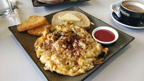 View Cafe - Mackay Tourism 0