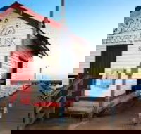 Little Sirens Kiosk - Mackay Tourism