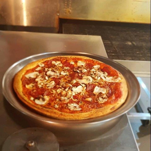 The Pizza Box - Mackay Tourism 0
