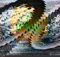 Beach Cafe - Labrador - Mackay Tourism