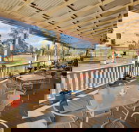 Railway Hotel Bribbaree - Mackay Tourism