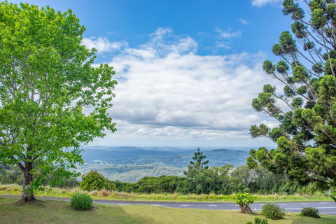 The Glasshouse And Bergin Lounge At Clouds Montville - Mackay Tourism 2