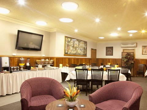Endeavor Motel Restaurant - Mackay Tourism 0