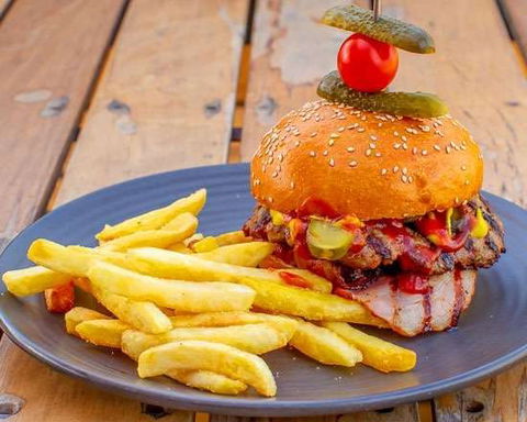 ICE Caffe & Grill - Mackay Tourism 0
