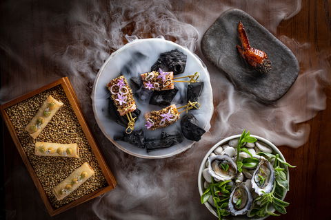 Miss Moneypenny's Broadbeach - Mackay Tourism 0