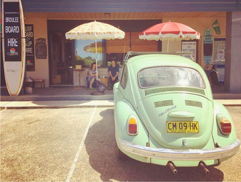 Single Fin Canteen And Goods - Mackay Tourism 0