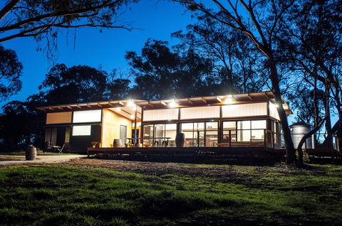 Strawhouse Wines - Mackay Tourism 0