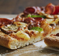 Domino's - Viewbank - Mackay Tourism