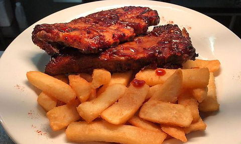 The Loose Goose Bar & Restaurant - Mackay Tourism 0