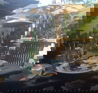 Barefoot Art Food Wine - Mackay Tourism