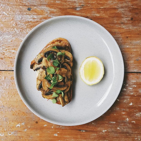 Burger Urge - Brisbane Airport - Mackay Tourism 0