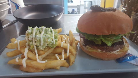 Burger Pl8  - Jindalee - Mackay Tourism 0