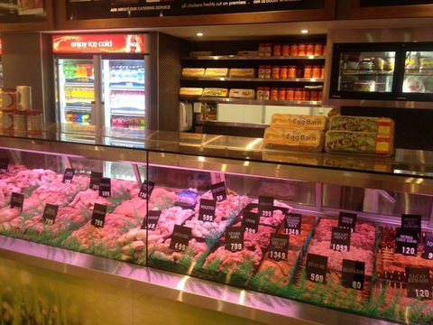 KB Chickens - Mackay Tourism 0