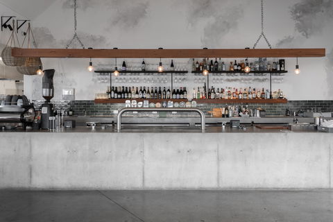 The Hill Bar And Kitchen - Mackay Tourism 1