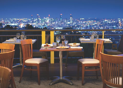 Summit Restaurant And Bar - Mackay Tourism 0