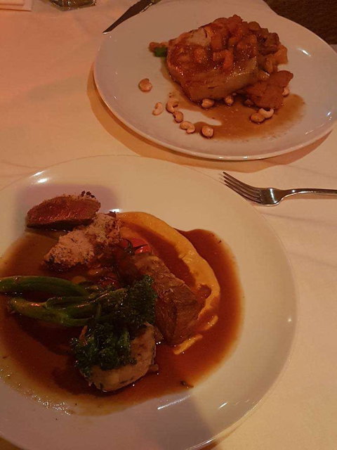 Sunset Bar And Grill At Cable Beach Club - Mackay Tourism 0