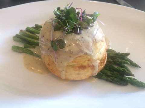 University Club Restaurant - Mackay Tourism 0