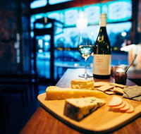 Laura St Seafood - Mackay Tourism
