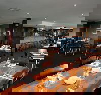 Sisters Rock Restaurant - Mackay Tourism