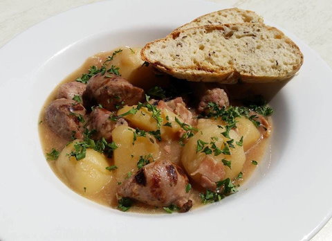 The Lion Richlands - Mackay Tourism 0