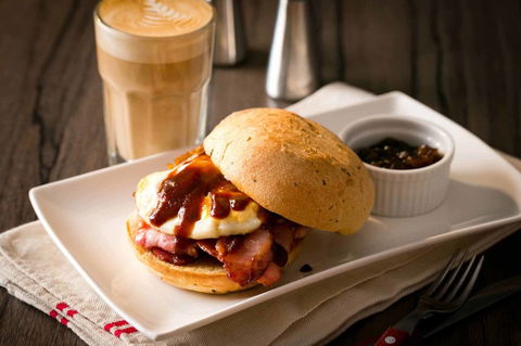 The Coffee Club - Redcliffe - Mackay Tourism 0
