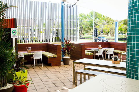 Thistle Bar - Mackay Tourism 0