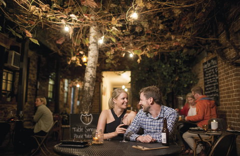 Alby & Esther's - Mackay Tourism 1