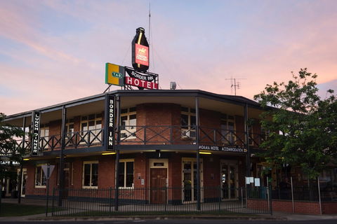 Border Inn Hotel - Mackay Tourism 0