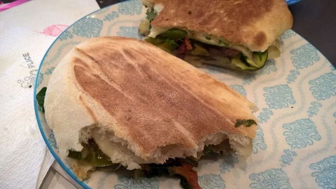 Jiji's Place - Mackay Tourism 0