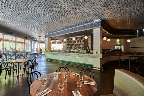 Mayfair Lane Pub And Dining Room - Mackay Tourism 0