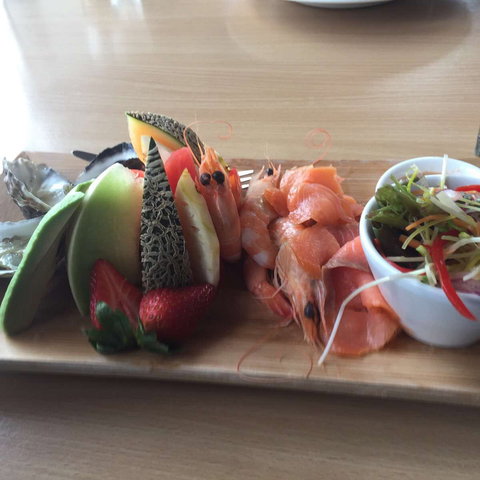 Warf Restaurant - Mackay Tourism 0