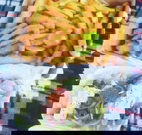 Doug's Seafood Cafe - Mackay Tourism