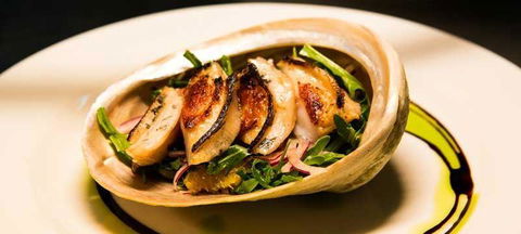 Hong Loch - Mackay Tourism 13