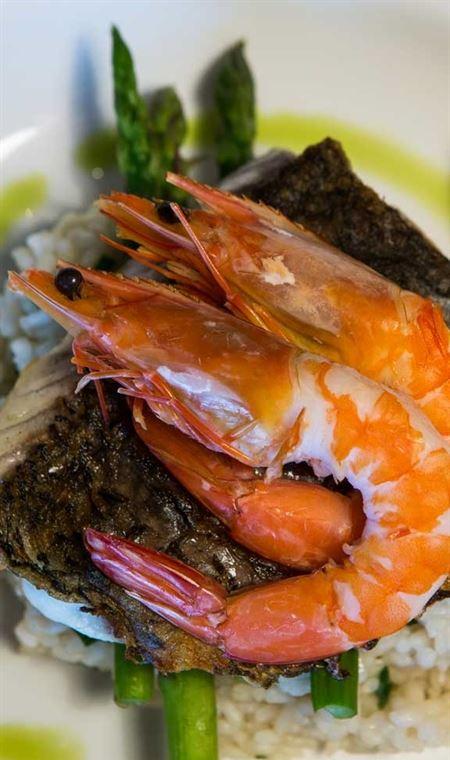 Hong Loch - Mackay Tourism 14