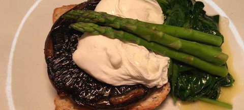 Hong Loch - Mackay Tourism 3