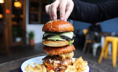 The Crown Hotel - Mackay Tourism 3