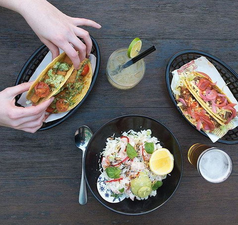 The Crown Hotel - Mackay Tourism 8