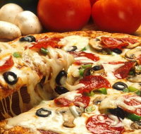 Cenzo's Cafe  Pizzeria - Mackay Tourism