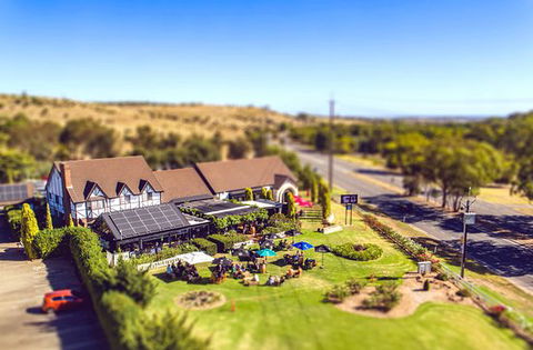 Mick O'Shea's Irish Pub - Mackay Tourism 0