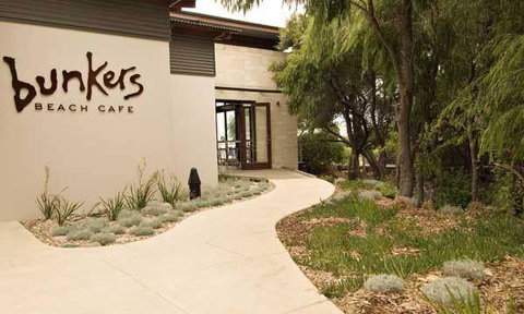 Bunkers Beach House - Mackay Tourism 15