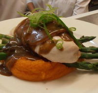 Marron Cafe