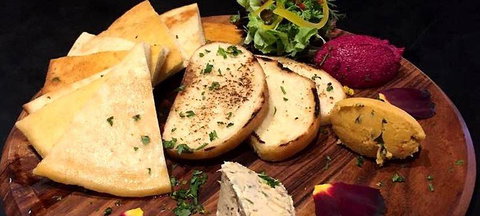 Thai I M - Mackay Tourism 0