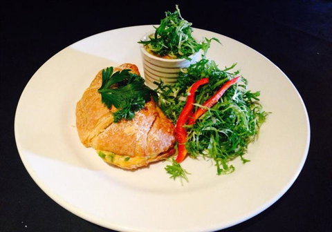 Thai I M - Mackay Tourism 11