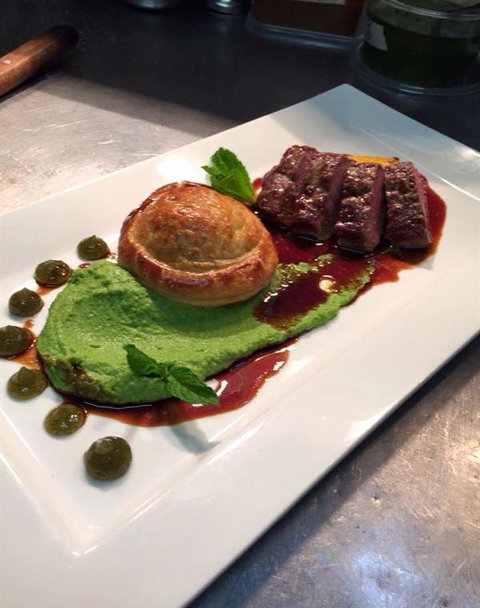 Thai I M - Mackay Tourism 17