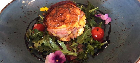 Thai I M - Mackay Tourism 1