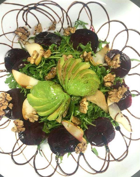 Twin Peeks Lingerie Restaurant - Mackay Tourism 9