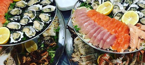 Twin Peeks Lingerie Restaurant - Mackay Tourism 2