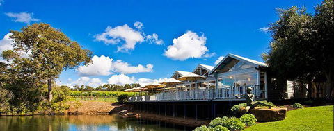 Flutes Restaurant - Mackay Tourism 8