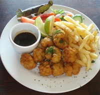 Beachfront Hotel - Mackay Tourism