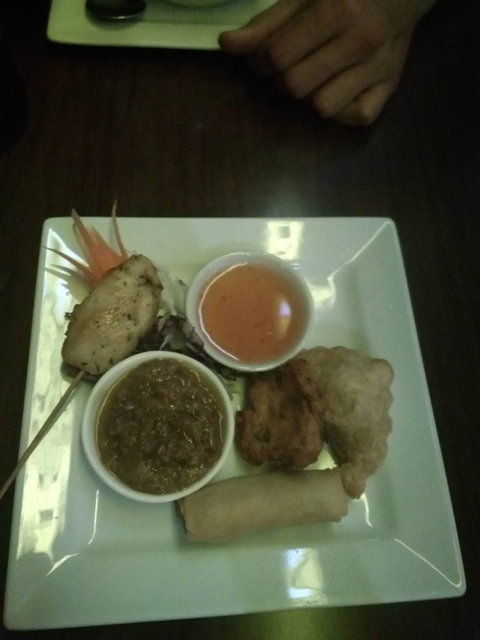 Bangkok Rose Thai Restaurant - Mackay Tourism 6